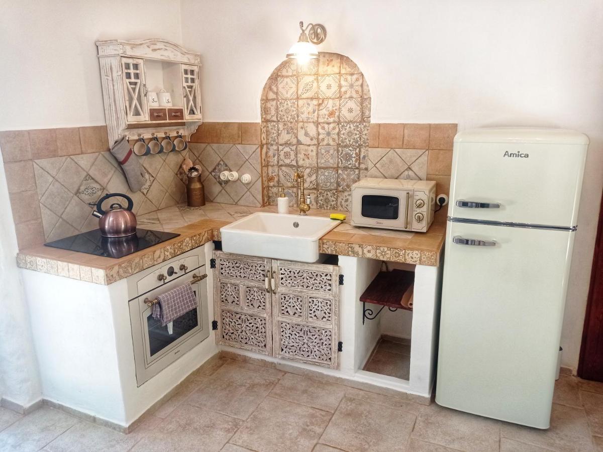 Bungalov Trapani Ruzova Exteriör bild
